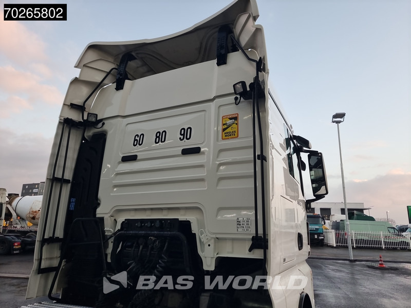 MAN TGX 18.460 4X2 XLX Retarder 2x Tanks Standklima - شاحنة جرار: صور 5 MAN TGX 18.460 4X2 XLX Retarder 2x Tanks Standklima - شاحنة جرار: صور 5