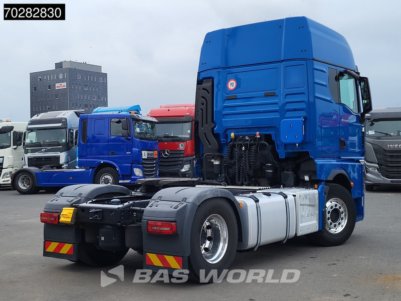 MAN TGX 18.470 4X2 GX Retarder 2x Tanks PTO Alcoa's - شاحنة جرار: صور 5 MAN TGX 18.470 4X2 GX Retarder 2x Tanks PTO Alcoa's - شاحنة جرار: صور 5