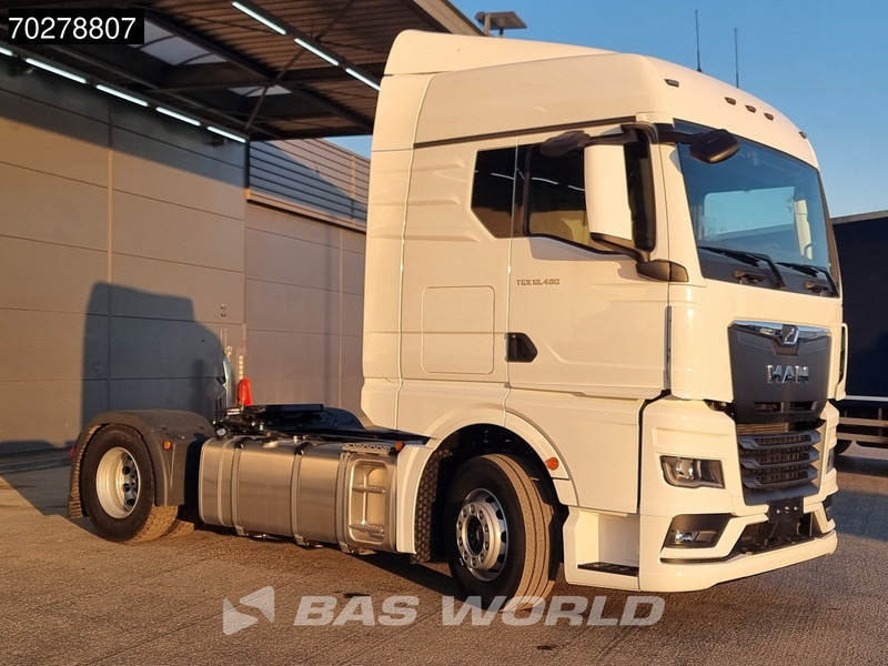 MAN TGX 18.480 4X2 NEW! Manual Euro 5 2x Tanks - شاحنة جرار: صور 3 MAN TGX 18.480 4X2 NEW! Manual Euro 5 2x Tanks - شاحنة جرار: صور 3