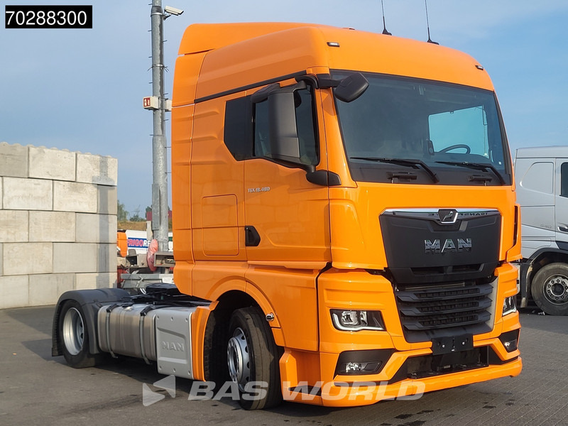 MAN TGX 18.480 4X2 NEW! Mega GM Retarder 2x Tanks Euro 6 - شاحنة جرار: صور 3 MAN TGX 18.480 4X2 NEW! Mega GM Retarder 2x Tanks Euro 6 - شاحنة جرار: صور 3