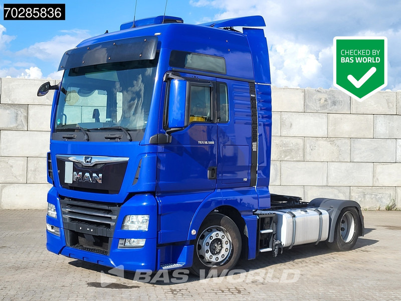 MAN TGX 18.500 4X2 Mega XXL Retarder Xenon 2xTanks Standklima ACC Euro 6 - شاحنة جرار: صور 1 MAN TGX 18.500 4X2 Mega XXL Retarder Xenon 2xTanks Standklima ACC Euro 6 - شاحنة جرار: صور 1