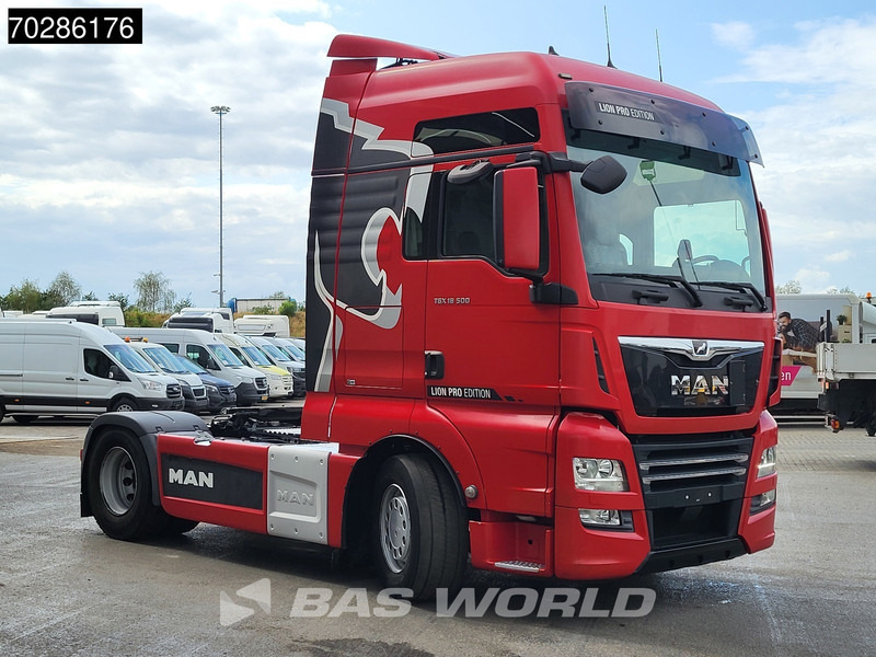 MAN TGX 18.500 4X2 XXL Retarder Xenon 2xTanks Standklima Navi ACC Euro 6 - شاحنة جرار: صور 3 MAN TGX 18.500 4X2 XXL Retarder Xenon 2xTanks Standklima Navi ACC Euro 6 - شاحنة جرار: صور 3