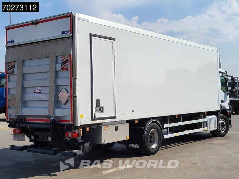 Mercedes-Benz Actros 1827 4X2 2.000kg Ladebordwand Automatic Xenon ClassicSpace Euro 6 - بصندوق مغلق شاحنة: صور 5 Mercedes-Benz Actros 1827 4X2 2.000kg Ladebordwand Automatic Xenon ClassicSpace Euro 6 - بصندوق مغلق شاحنة: صور 5