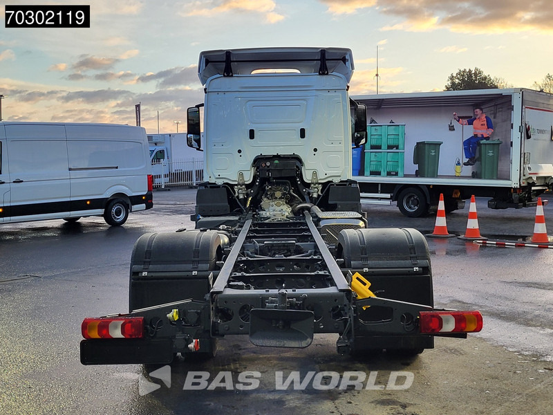 Mercedes-Benz Actros 1827 4X2 - الشاسيه شاحنة: صور 5 Mercedes-Benz Actros 1827 4X2 - الشاسيه شاحنة: صور 5