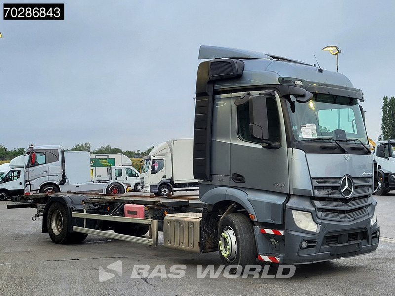 Mercedes-Benz Actros 1843 4X2 BDF 2xTanks Automatic Euro 6 - شاحنات الحاويات/ جسم علوي قابل للتغيير شاحنة: صور 3 Mercedes-Benz Actros 1843 4X2 BDF 2xTanks Automatic Euro 6 - شاحنات الحاويات/ جسم علوي قابل للتغيير شاحنة: صور 3