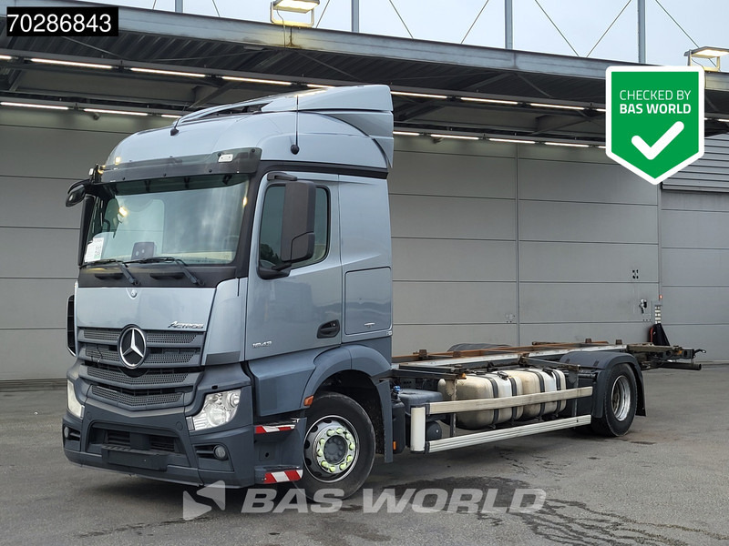 Mercedes-Benz Actros 1843 4X2 BDF 2xTanks Automatic Euro 6 - شاحنات الحاويات/ جسم علوي قابل للتغيير شاحنة: صور 1 Mercedes-Benz Actros 1843 4X2 BDF 2xTanks Automatic Euro 6 - شاحنات الحاويات/ جسم علوي قابل للتغيير شاحنة: صور 1