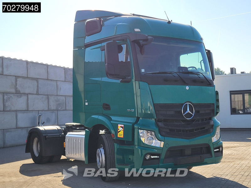 Mercedes-Benz Actros 1843 Actros 4X2 StreamSpace Euro 6 - شاحنة جرار: صور 3 Mercedes-Benz Actros 1843 Actros 4X2 StreamSpace Euro 6 - شاحنة جرار: صور 3
