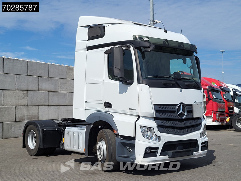 Mercedes-Benz Actros 1845 4X2 StreamSpace Retarder ADR Euro 6 - شاحنة جرار: صور 3 Mercedes-Benz Actros 1845 4X2 StreamSpace Retarder ADR Euro 6 - شاحنة جرار: صور 3