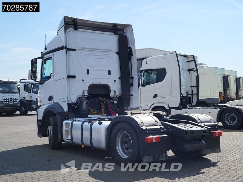 Mercedes-Benz Actros 1845 4X2 StreamSpace Retarder ADR Euro 6 - شاحنة جرار: صور 2 Mercedes-Benz Actros 1845 4X2 StreamSpace Retarder ADR Euro 6 - شاحنة جرار: صور 2