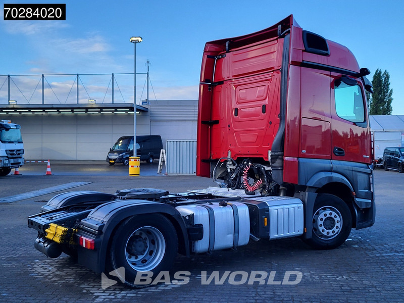 Mercedes-Benz Actros 1845 Actros 4X2 BigSpace 2xTanks Euro 6 - شاحنة جرار: صور 5 Mercedes-Benz Actros 1845 Actros 4X2 BigSpace 2xTanks Euro 6 - شاحنة جرار: صور 5