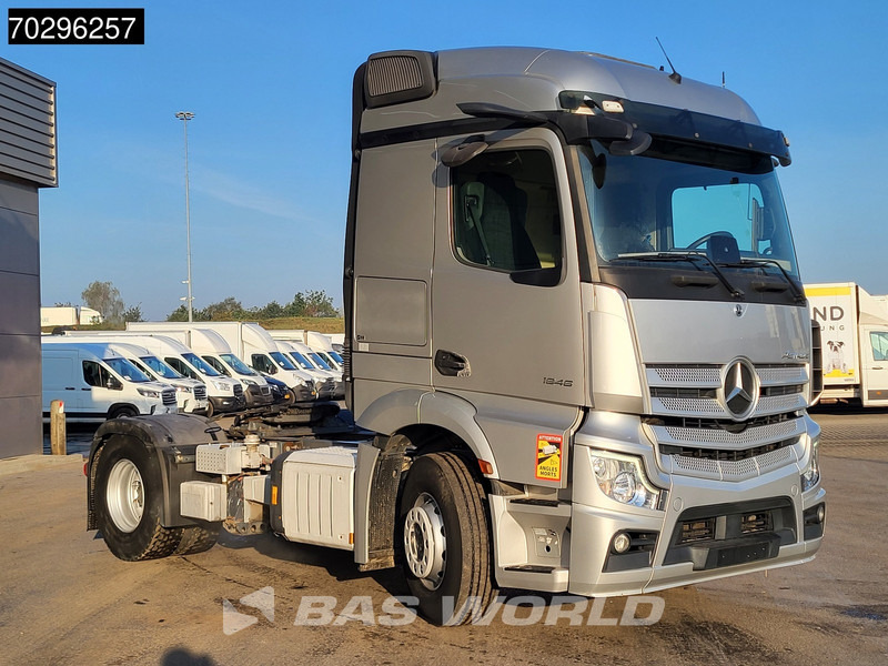 Mercedes-Benz Actros 1846 Actros 4X2 StreamSpace Compressor MirrorCam Navi Euro 6 - شاحنة جرار: صور 3 Mercedes-Benz Actros 1846 Actros 4X2 StreamSpace Compressor MirrorCam Navi Euro 6 - شاحنة جرار: صور 3