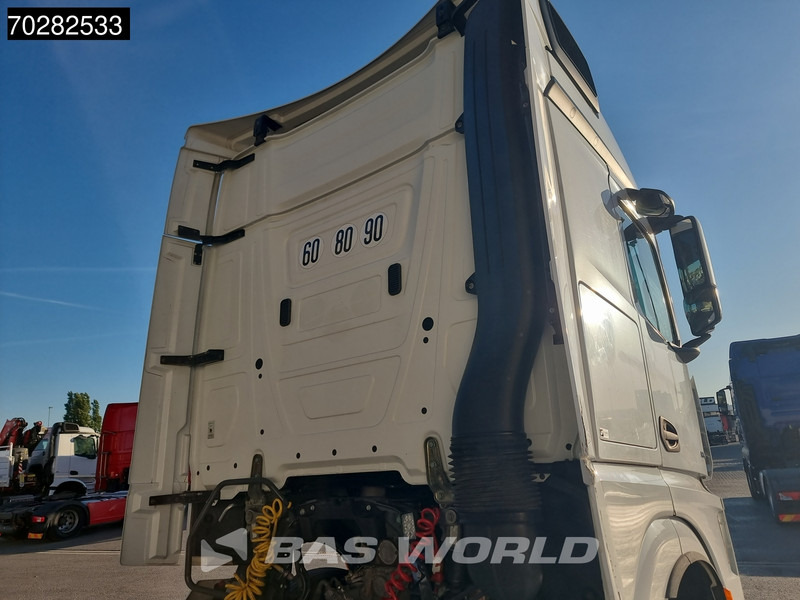 Mercedes-Benz Actros 1848 4X2 BigSpace 2xTanks Standklima Euro 6 - شاحنة جرار: صور 5 Mercedes-Benz Actros 1848 4X2 BigSpace 2xTanks Standklima Euro 6 - شاحنة جرار: صور 5