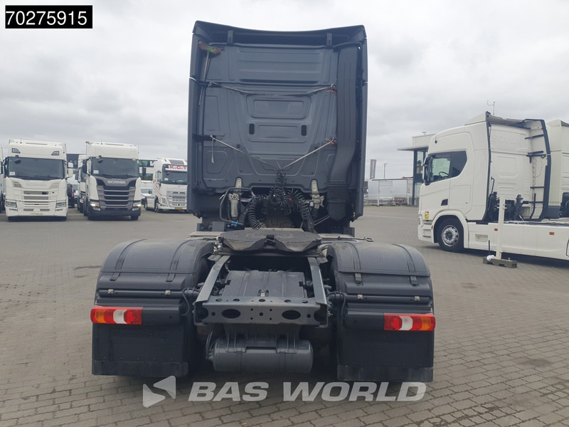 Mercedes-Benz Actros 1851 4X2 BigSpace 2x Tanks - شاحنة جرار: صور 3 Mercedes-Benz Actros 1851 4X2 BigSpace 2x Tanks - شاحنة جرار: صور 3