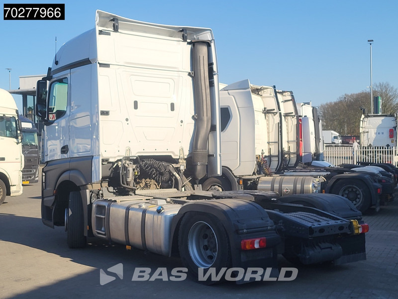 Mercedes-Benz Actros 1851 Actros 4X2 BigSpace 2x Tanks - شاحنة جرار: صور 2 Mercedes-Benz Actros 1851 Actros 4X2 BigSpace 2x Tanks - شاحنة جرار: صور 2
