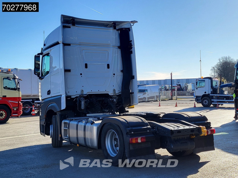 Mercedes-Benz Actros 1851 Actros 4X2 BigSpace 2x Tanks - شاحنة جرار: صور 2 Mercedes-Benz Actros 1851 Actros 4X2 BigSpace 2x Tanks - شاحنة جرار: صور 2