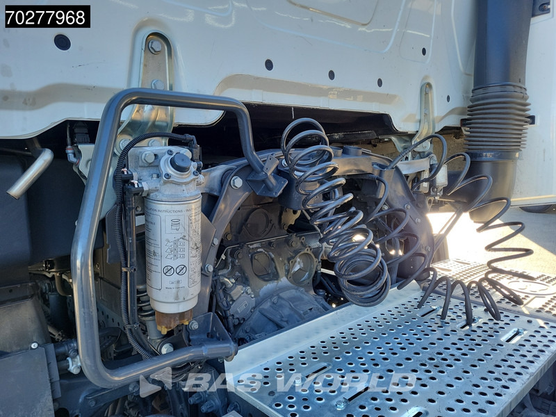 Mercedes-Benz Actros 1851 Actros 4X2 BigSpace 2x Tanks - شاحنة جرار: صور 5 Mercedes-Benz Actros 1851 Actros 4X2 BigSpace 2x Tanks - شاحنة جرار: صور 5