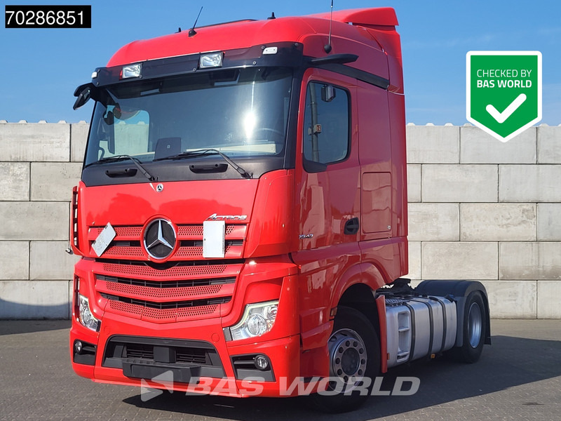 شاحنة جرار Mercedes-Benz Actros 1942 4X2 NL-Truck StreamSpace 2x Tanks MirrorCam: صور 1