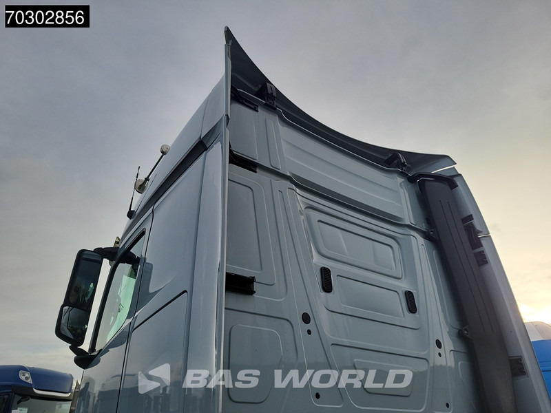 شاحنة جرار Mercedes-Benz Actros 1951 Actros 4X2 BigSpace 2x Tanks Leder 70% Tyres: صور 11