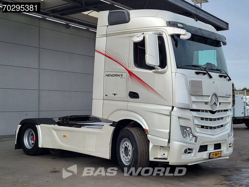 Mercedes-Benz Actros 2348 6X2 StreamSpace NL-Truck Midlift Xenon Euro 6 - شاحنة جرار: صور 3 Mercedes-Benz Actros 2348 6X2 StreamSpace NL-Truck Midlift Xenon Euro 6 - شاحنة جرار: صور 3