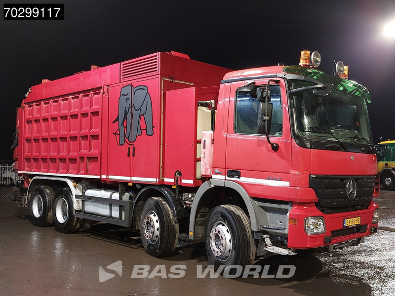 Mercedes-Benz Actros 4144 Actros 8X4 10m3 RESCHWITZER ESE 32/10-DV-K Saugbagger Big-Axle Euro 5 - فراغ شاحنة: صور 3 Mercedes-Benz Actros 4144 Actros 8X4 10m3 RESCHWITZER ESE 32/10-DV-K Saugbagger Big-Axle Euro 5 - فراغ شاحنة: صور 3