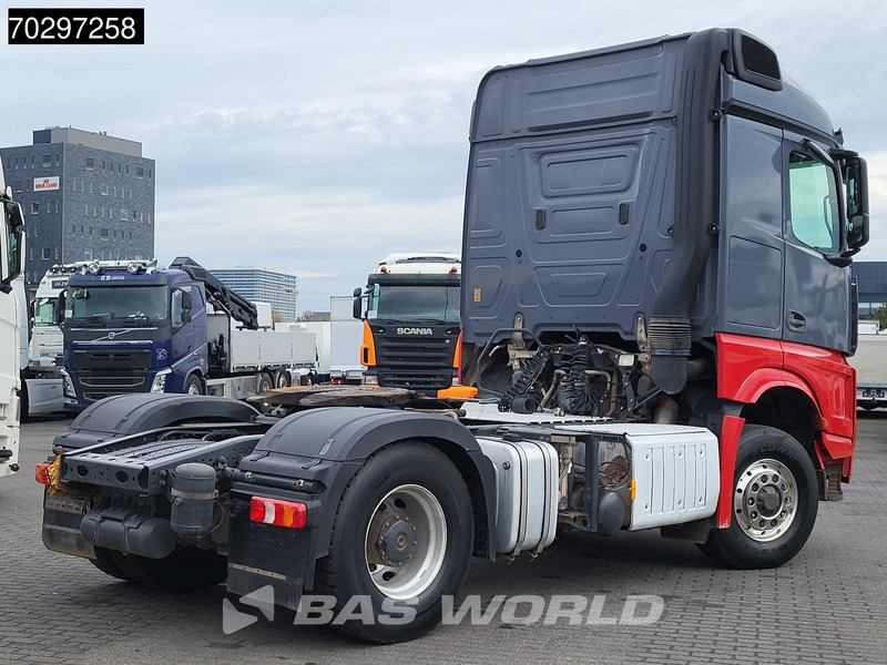 Mercedes-Benz Arocs 1845 Arocs 4X4 StreamSpace Retarder Hydrodrive Big-Axle Euro 6 - شاحنة جرار: صور 5 Mercedes-Benz Arocs 1845 Arocs 4X4 StreamSpace Retarder Hydrodrive Big-Axle Euro 6 - شاحنة جرار: صور 5