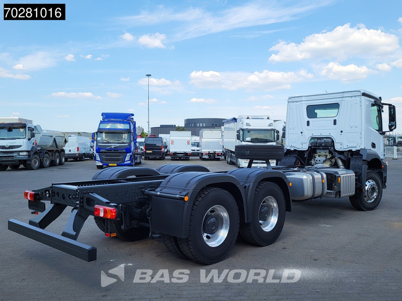 Mercedes-Benz Arocs 2640 6X4 NEW chassis PTO preparation Big-Axle Alcoa Automatic Euro 6 - الشاسيه شاحنة: صور 5 Mercedes-Benz Arocs 2640 6X4 NEW chassis PTO preparation Big-Axle Alcoa Automatic Euro 6 - الشاسيه شاحنة: صور 5