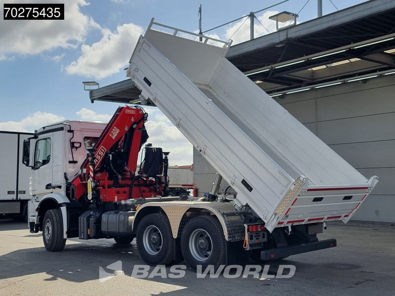 Mercedes-Benz Arocs 3348 6X4 Fassi F255A2.24 Kran Crane 9m3 3-Sided Tipper Big-Axle Euro 6 - قلابات, شاحنة كرين: صور 2 Mercedes-Benz Arocs 3348 6X4 Fassi F255A2.24 Kran Crane 9m3 3-Sided Tipper Big-Axle Euro 6 - قلابات, شاحنة كرين: صور 2