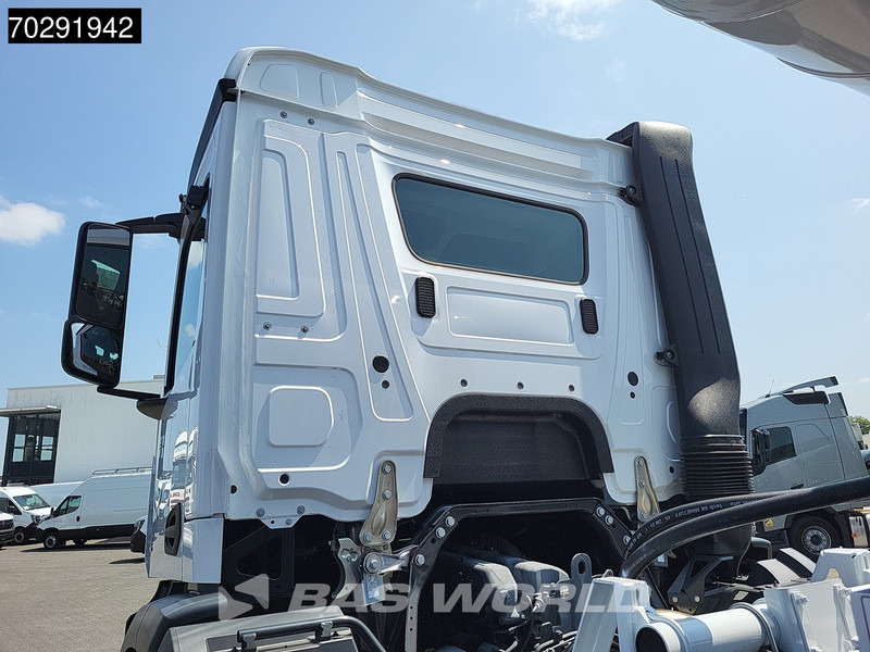 Mercedes-Benz Arocs 4245 8X4 NEW! 12m3 Schwing Stetter Mixer Big-Axle Manual Euro 3 - شاحنة خلاطة خرسانة: صور 3 Mercedes-Benz Arocs 4245 8X4 NEW! 12m3 Schwing Stetter Mixer Big-Axle Manual Euro 3 - شاحنة خلاطة خرسانة: صور 3