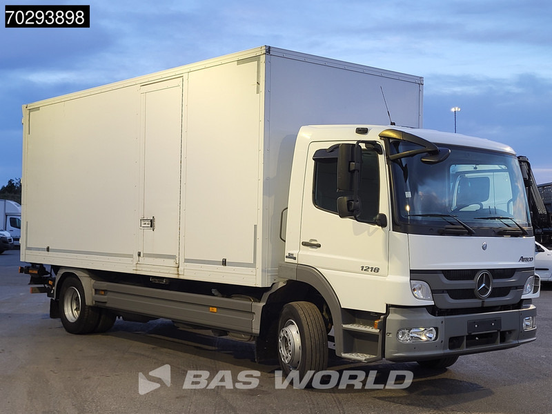 Mercedes-Benz Atego 1218 4X2 12 Tonner Automatic Tailgate Euro 5 - بصندوق مغلق شاحنة: صور 3 Mercedes-Benz Atego 1218 4X2 12 Tonner Automatic Tailgate Euro 5 - بصندوق مغلق شاحنة: صور 3