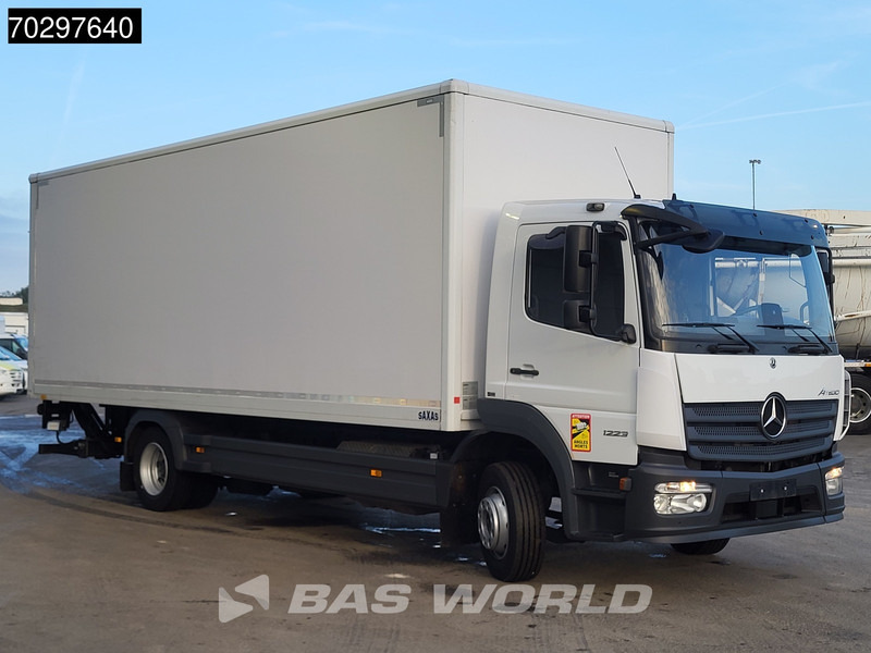 Mercedes-Benz Atego 1223 4X2 12tonner Automatic 1500kg Ladebordwand Euro 6 - بصندوق مغلق شاحنة: صور 3 Mercedes-Benz Atego 1223 4X2 12tonner Automatic 1500kg Ladebordwand Euro 6 - بصندوق مغلق شاحنة: صور 3
