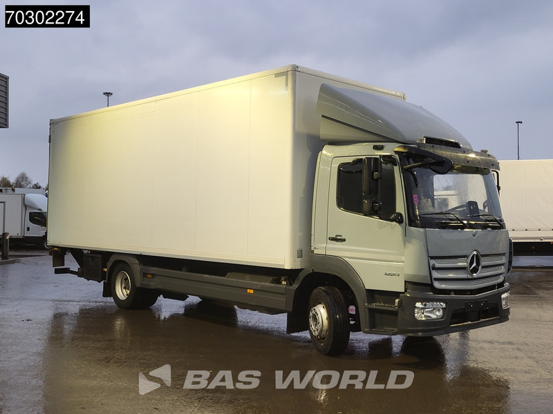 Mercedes-Benz Atego 1224 Atego 4X2 6-Cylinder 12t Automatic Tail Gate Euro 6 - بصندوق مغلق شاحنة: صور 3 Mercedes-Benz Atego 1224 Atego 4X2 6-Cylinder 12t Automatic Tail Gate Euro 6 - بصندوق مغلق شاحنة: صور 3