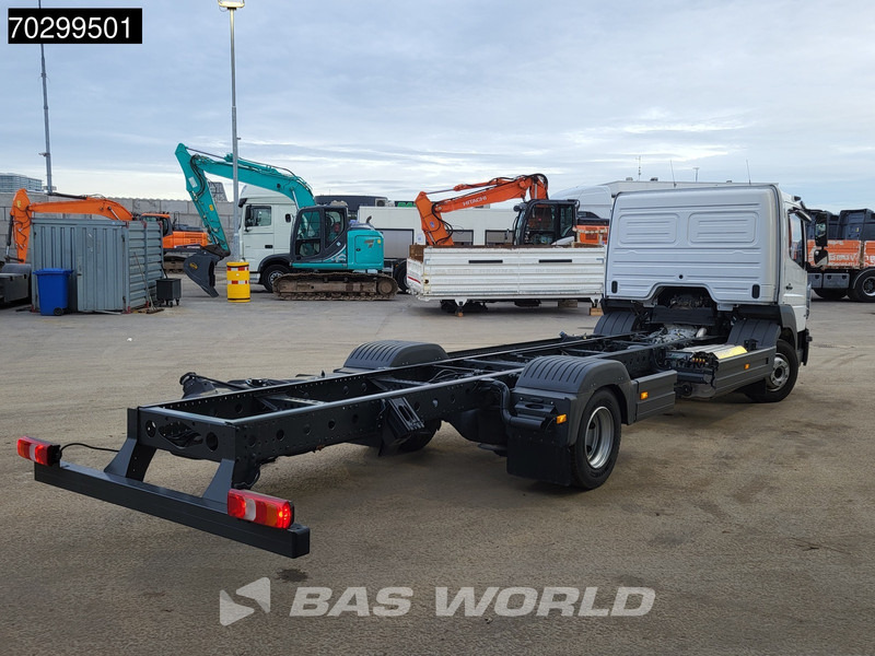 Mercedes-Benz Atego 816 Atego 4X2 LIKE NEW 8tons chassis Automatic PTO Euro 6 - الشاسيه شاحنة: صور 5 Mercedes-Benz Atego 816 Atego 4X2 LIKE NEW 8tons chassis Automatic PTO Euro 6 - الشاسيه شاحنة: صور 5