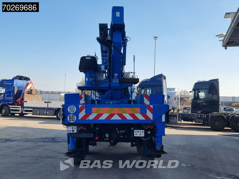Mercedes-Benz Unimog 6X6 Unimog Engin EGI TP 226 hubarbeitsbühne Manual Euro 2 - شاحنة كرين: صور 5 Mercedes-Benz Unimog 6X6 Unimog Engin EGI TP 226 hubarbeitsbühne Manual Euro 2 - شاحنة كرين: صور 5