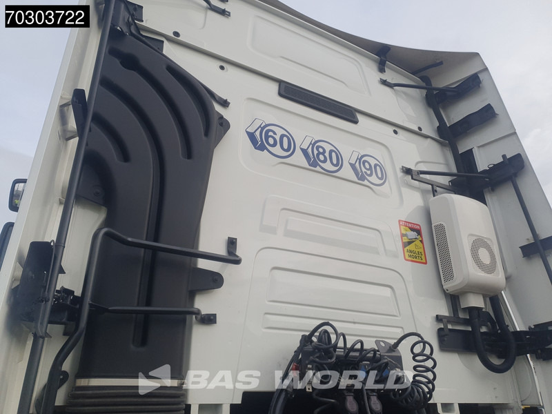 Renault T 520 4X2 HIGH Retarder 2xTanks Standklima LED Euro 6 - شاحنة جرار: صور 5 Renault T 520 4X2 HIGH Retarder 2xTanks Standklima LED Euro 6 - شاحنة جرار: صور 5