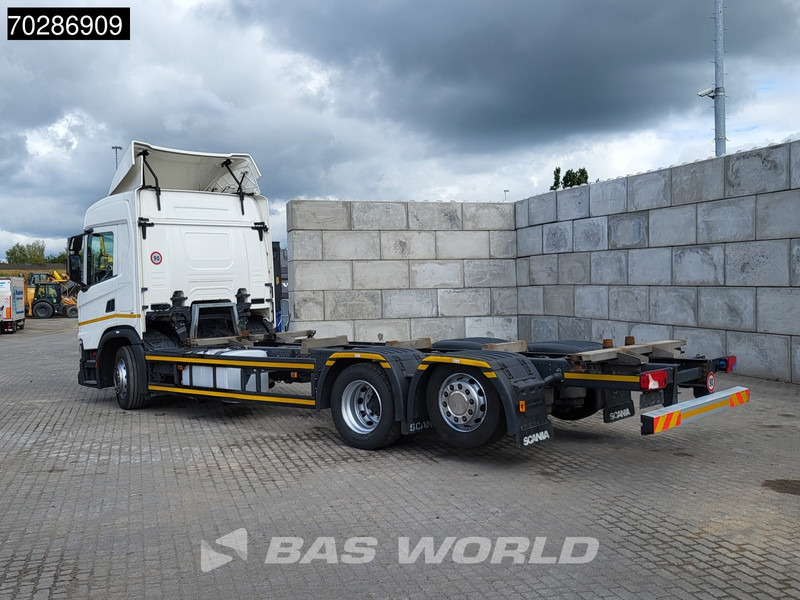 Scania G320 6X2 BDF Lift Axle Automatic Euro 6 - شاحنات الحاويات/ جسم علوي قابل للتغيير شاحنة: صور 2 Scania G320 6X2 BDF Lift Axle Automatic Euro 6 - شاحنات الحاويات/ جسم علوي قابل للتغيير شاحنة: صور 2