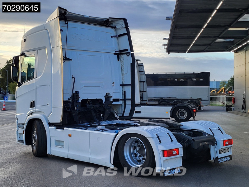 Scania R450 4X2 Mega Retarder 2x Tanks LED Standklima Euro 6 - شاحنة جرار: صور 2 Scania R450 4X2 Mega Retarder 2x Tanks LED Standklima Euro 6 - شاحنة جرار: صور 2
