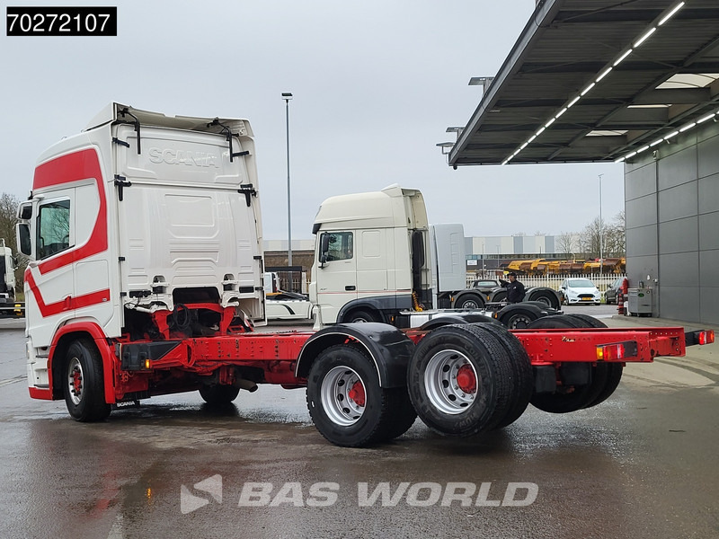 Scania R500 6X2 Chassis Retarder ACC Navi Liftachse Automatic Euro 6 - الشاسيه شاحنة: صور 2 Scania R500 6X2 Chassis Retarder ACC Navi Liftachse Automatic Euro 6 - الشاسيه شاحنة: صور 2