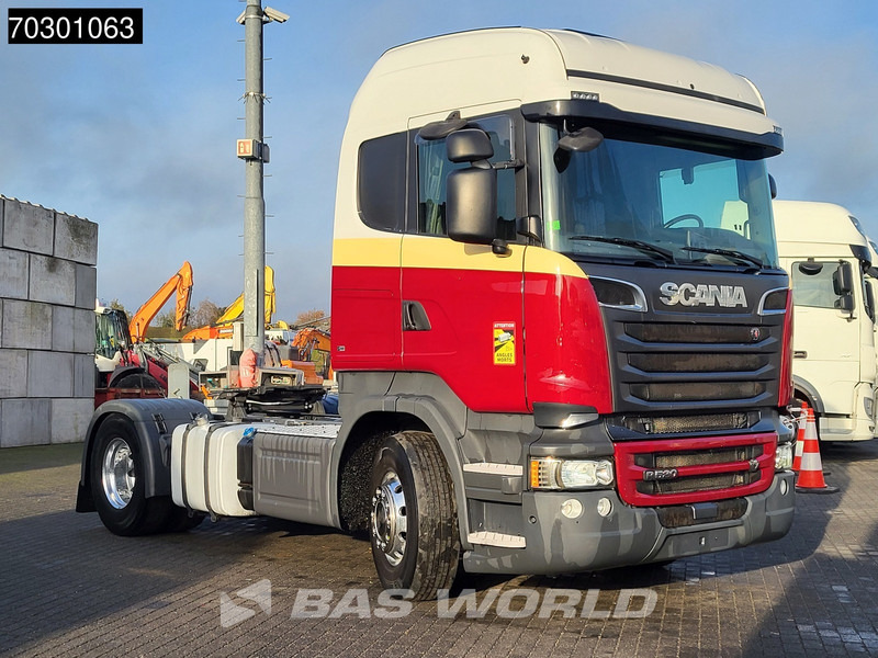 شاحنة جرار Scania R520 4X2 3-Pedals Retarder PTO 2x Tanks Full-Air Alcoa: صور 10