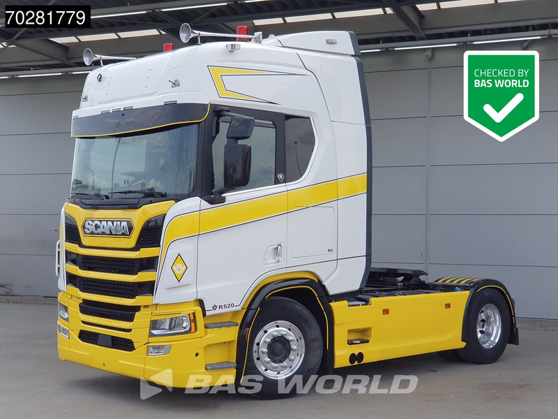Scania R520 4X2 Full-Air Retarder 2x Tanks Standklima Leather Alcoa's - شاحنة جرار: صور 1 Scania R520 4X2 Full-Air Retarder 2x Tanks Standklima Leather Alcoa's - شاحنة جرار: صور 1