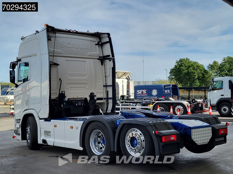 Scania R580 P 6X2 Full-Air Retarder Lift-Axle Leder ACC LED Euro 6 - شاحنة جرار: صور 2 Scania R580 P 6X2 Full-Air Retarder Lift-Axle Leder ACC LED Euro 6 - شاحنة جرار: صور 2