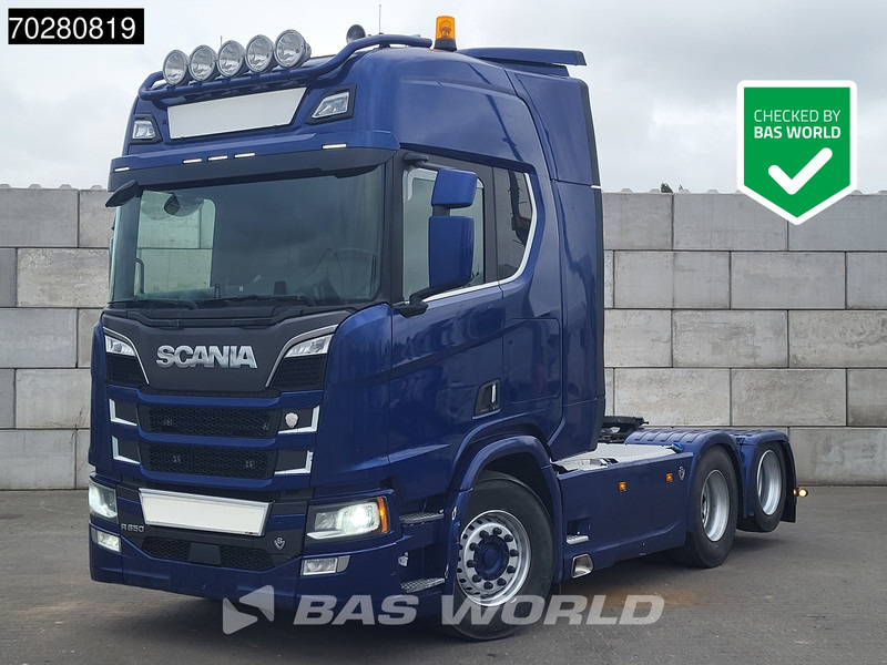 Scania R650 R 6X2 3 Pedal! Retarder Full-Air Liftachse Standklima Navi - شاحنة جرار: صور 1 Scania R650 R 6X2 3 Pedal! Retarder Full-Air Liftachse Standklima Navi - شاحنة جرار: صور 1