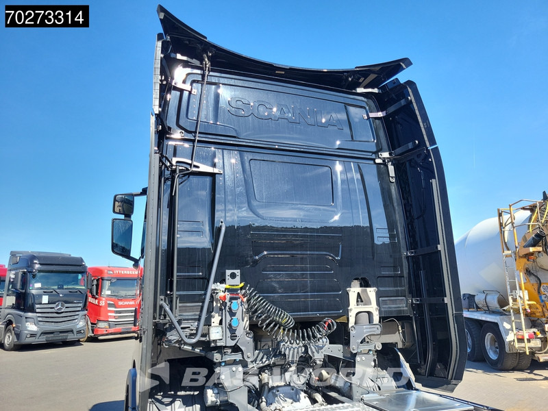 شاحنة جرار جديد Scania S460 4X2 Retarder 2xTanks LED Standklima ACC Euro 6: صور 12