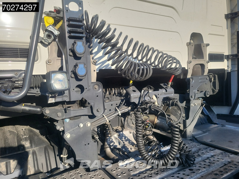 Scania S460 S 4X2 Retarder 2x Tanks ACC Euro 6 - شاحنة جرار: صور 3 Scania S460 S 4X2 Retarder 2x Tanks ACC Euro 6 - شاحنة جرار: صور 3