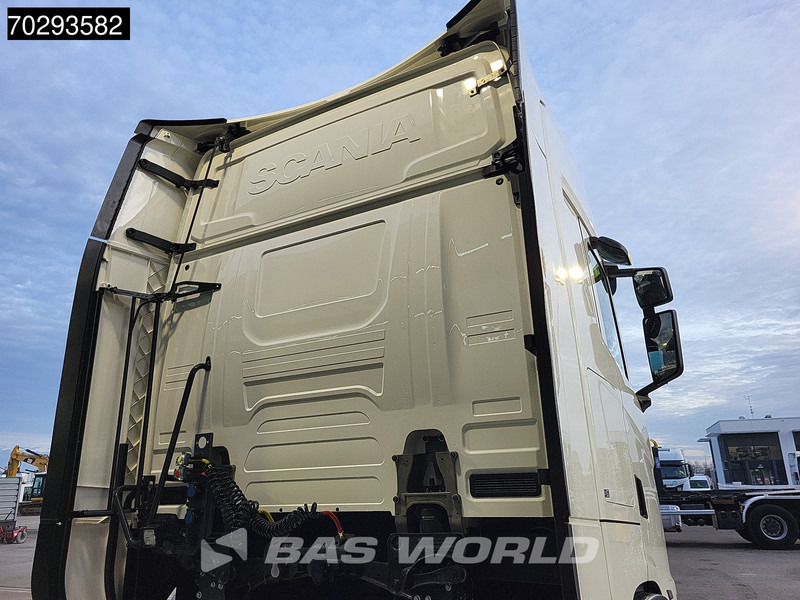 Scania S500 S 6X2 NEW! Retarder Lift+Lenkachse 2x Tanks Full-Air Standklima - شاحنة جرار: صور 5 Scania S500 S 6X2 NEW! Retarder Lift+Lenkachse 2x Tanks Full-Air Standklima - شاحنة جرار: صور 5