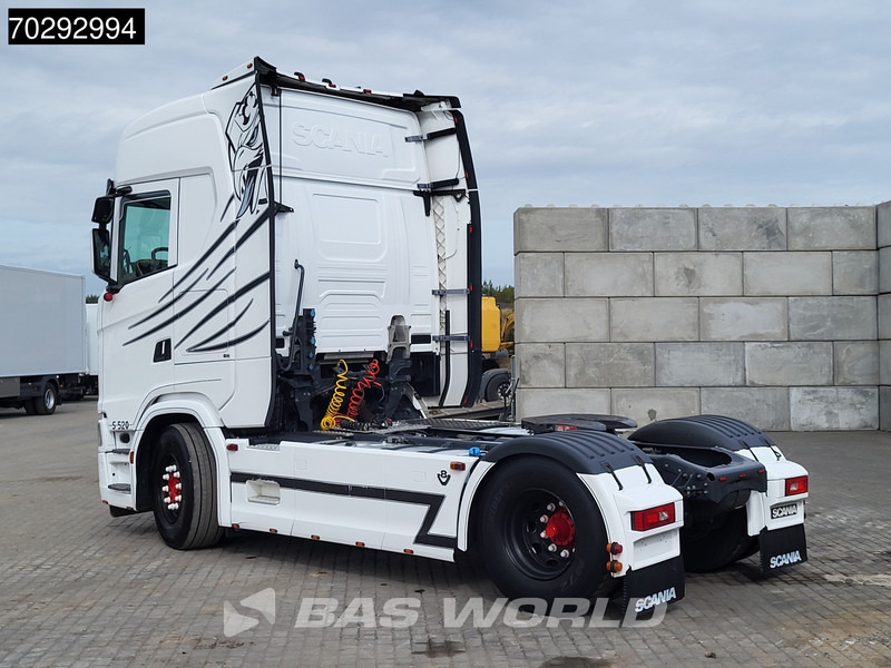 Scania S520 S 4X2 Retarder Full-Air 2x Tanks Leder Standklima Navi ACC LED Euro 6 - شاحنة جرار: صور 2 Scania S520 S 4X2 Retarder Full-Air 2x Tanks Leder Standklima Navi ACC LED Euro 6 - شاحنة جرار: صور 2