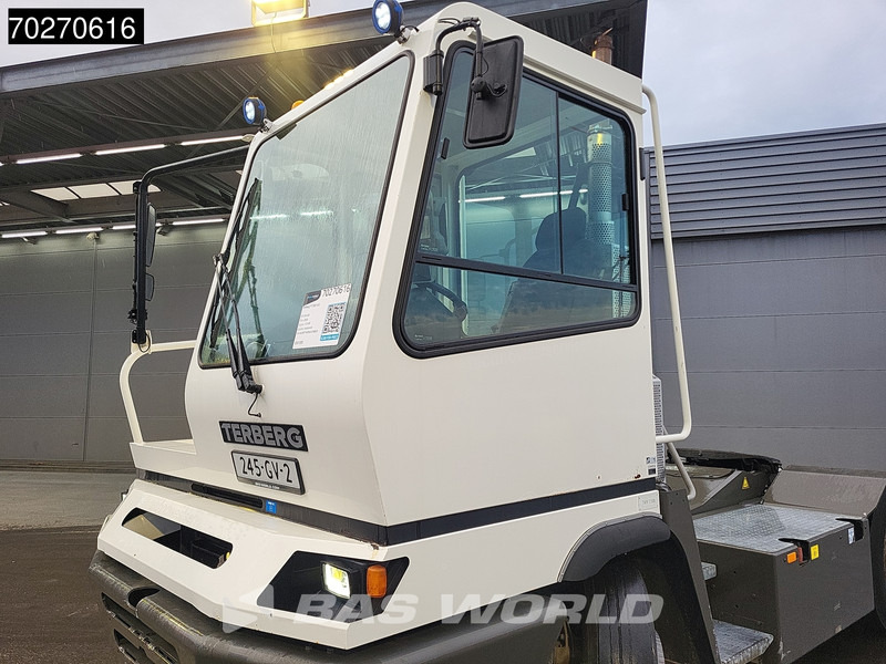 Terberg YT182 4X2 - جرارات صالات المطارات: صور 2 Terberg YT182 4X2 - جرارات صالات المطارات: صور 2