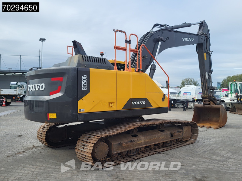 Volvo EC250 E L - حفارات زحافة: صور 5 Volvo EC250 E L - حفارات زحافة: صور 5