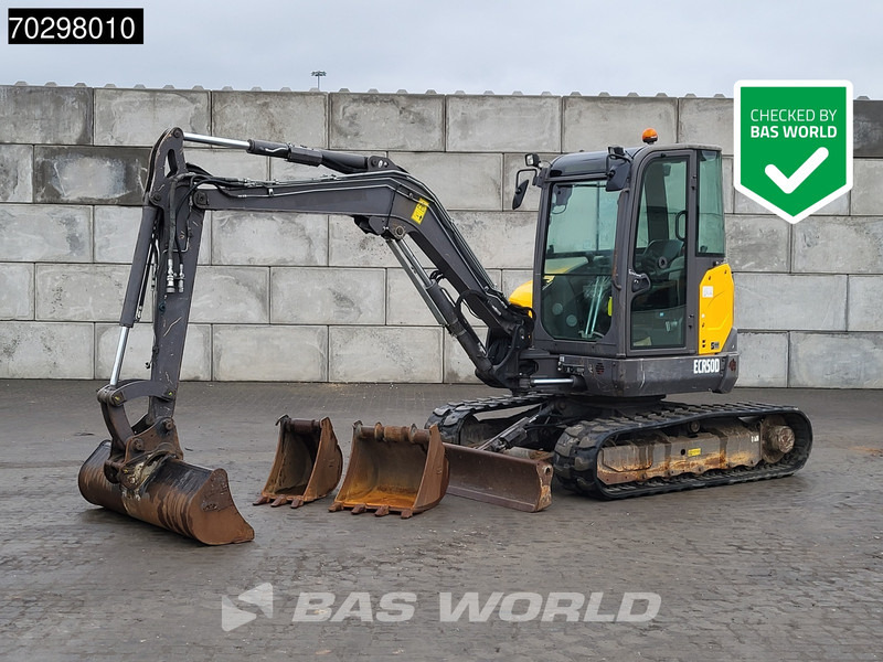 Volvo ECR50 D 3 BUCKETS - حفارة مصغرة: صور 1 Volvo ECR50 D 3 BUCKETS - حفارة مصغرة: صور 1