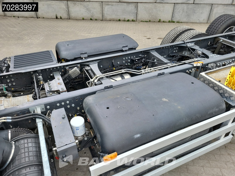 الشاسيه شاحنة Volvo FE 320 FE 6X2 CNG Full Air suspension Lift+steering Axle Retarder Euro 6: صور 13