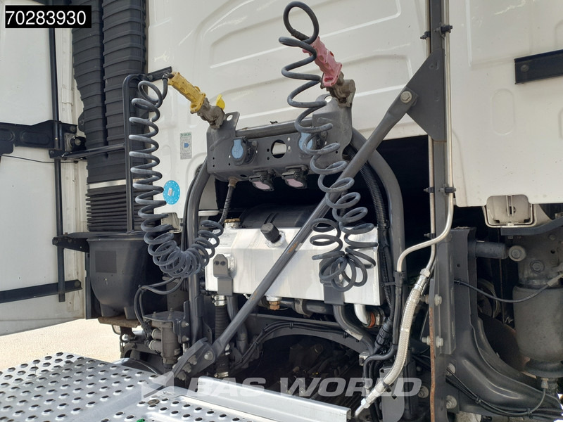 Volvo FH 460 4X2 LNG VEB+ ADR VDS I-ParkCool Alcoa's - شاحنة جرار: صور 5 Volvo FH 460 4X2 LNG VEB+ ADR VDS I-ParkCool Alcoa's - شاحنة جرار: صور 5
